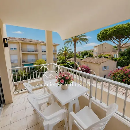 2 A 4 Pers A 500m Centre De Ste Maxime Apartmán *